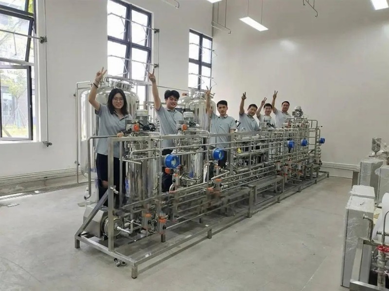 龍新凈水【特別資訊】奮戰(zhàn)一線，四月美凈水人！